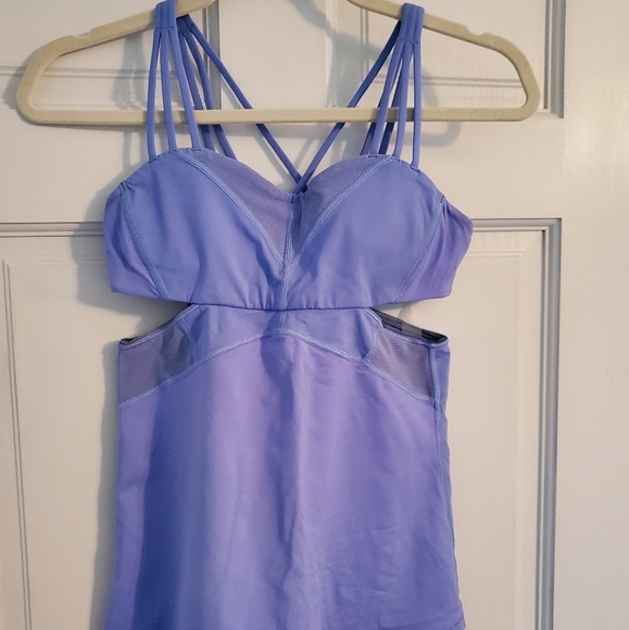 Lululemon cutout tank - Picture 2 of 2